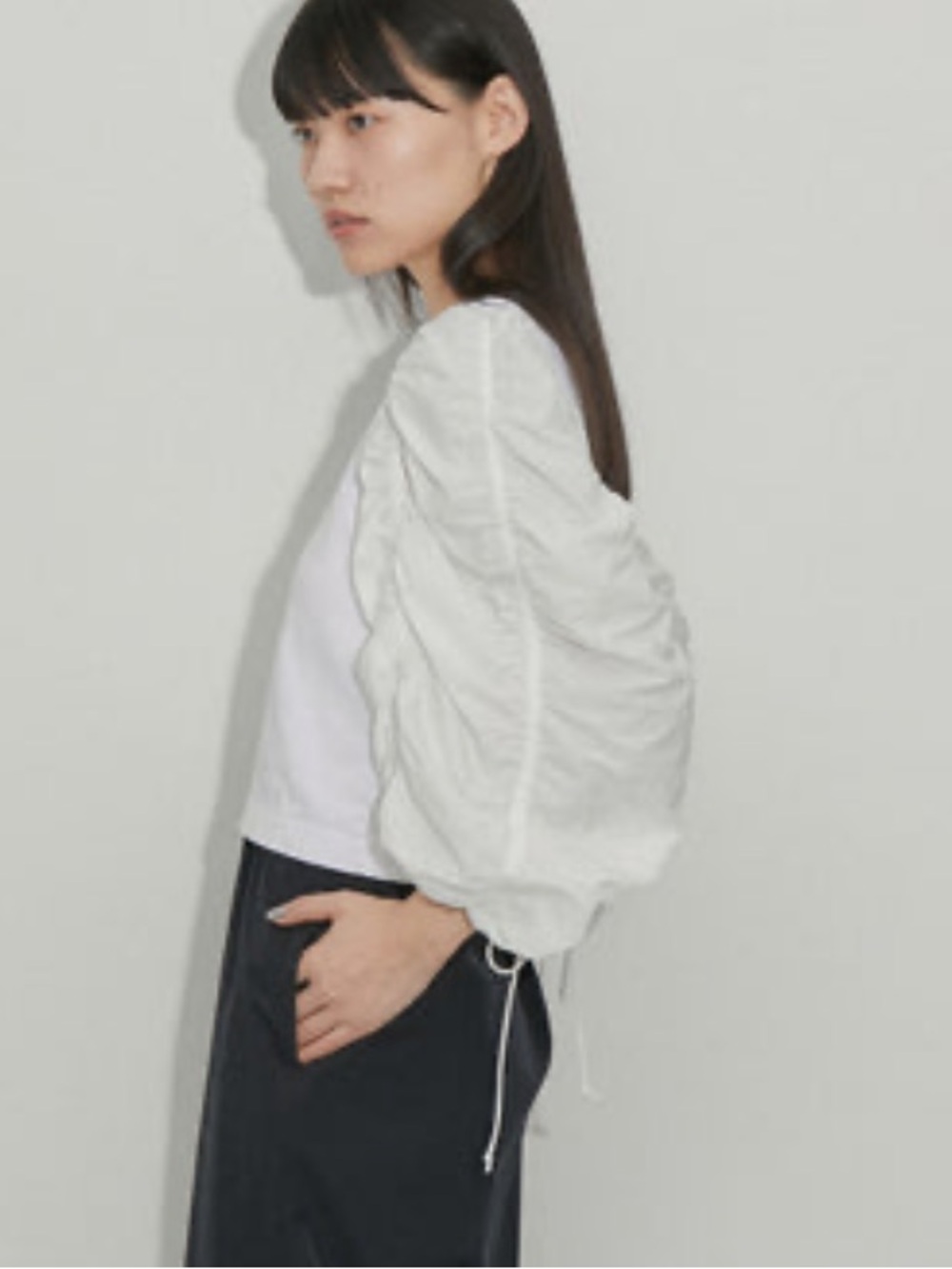 ADAM ET ROPÉ Black Ruched Puff Sleeve Top - Picture 2 of 8